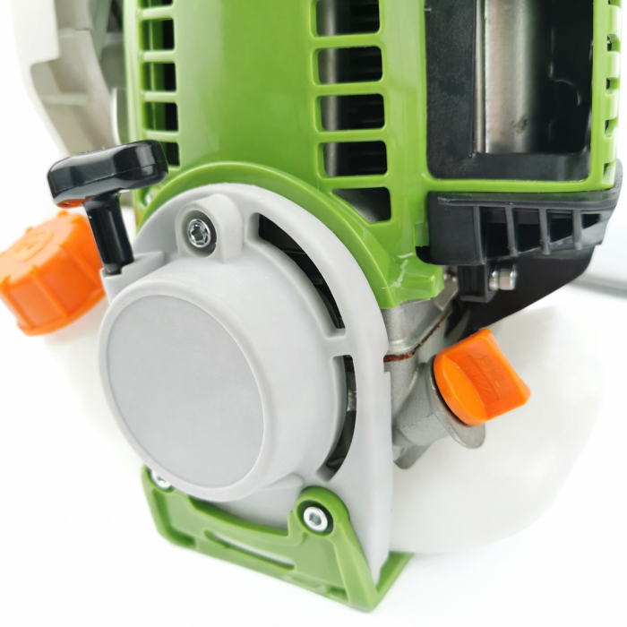 Коса бензиновая 4-х тактная Procraft T5600 (3 ножа, ремень-рюкзак) профессиональная